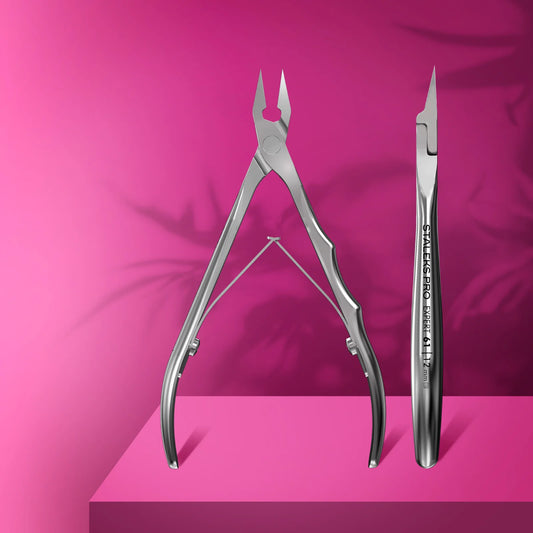 Pince professionnelle pour ongles incarnés – Précision & accès aux coins de l’ongle
